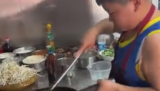 今日主角｜做爸爸媽媽的“左膀右臂”