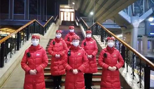 【一線】舍小家，為大家，護航旅客安全出行