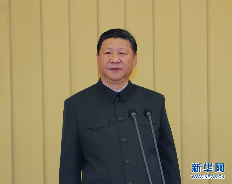 4月18日，中共中央總書記、國家主席、中央軍委主席習近平接見新調整組建軍級單位主官，并對各單位發布訓令。這是習近平在發布訓令。新華社記者 李剛 攝