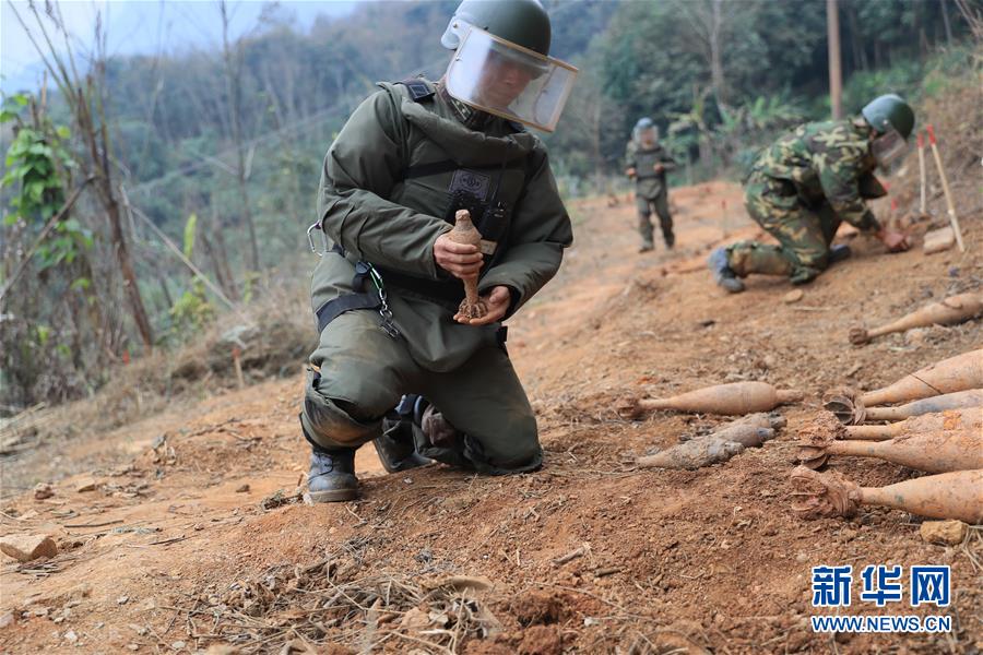 （圖文互動）（4）和平年代，離死神最近的人——南部戰區陸軍云南掃雷大隊邊境掃雷排爆記事