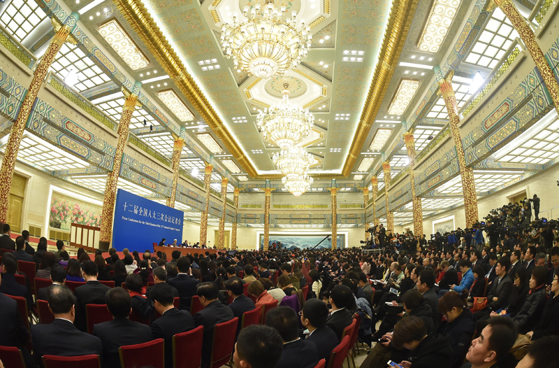 3月15日，國務院總理李克強在北京人民大會堂與中外記者見面，并回答記者提問。新華社記者 李然 攝