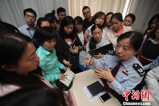國稅、地稅新政送到企業“家門口”北京為科技企業普及稅法