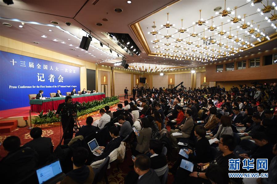 （兩會）（4）國家發改委主任何立峰等就“創新和完善宏觀調控，推動高質量發展”答記者問