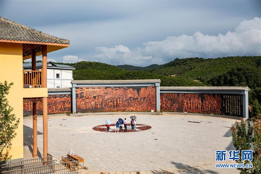 （新華全媒頭條·壯麗70年·奮斗新時代——記者再走長征路·圖文互動）（2）前進，向著光明的方向——尋訪金沙江畔紅色印記