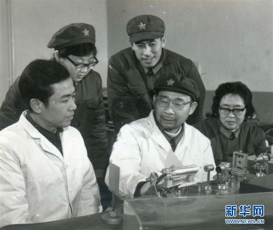 （愛國情 奮斗者·圖文互動）（1）永不停轉的“陀螺”——追記中國工程院院士、國防科技大學教授高伯龍