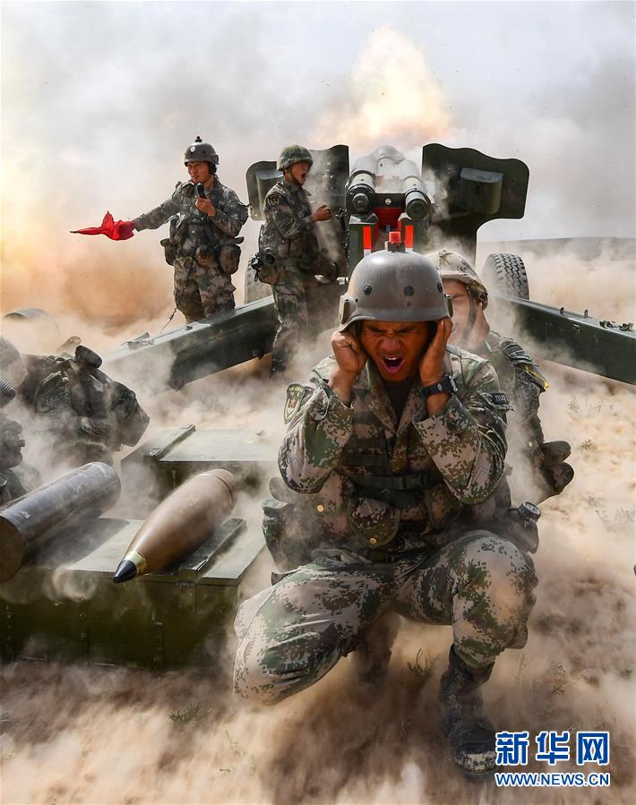 （新華全媒頭條·圖文互動）（9）沿著中國特色強軍之路闊步前進——黨中央、中央軍委領導推進國防和軍隊建設70年紀實