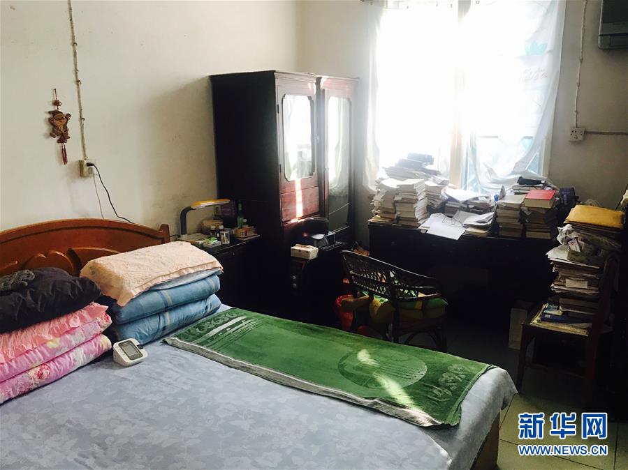 （新華全媒頭條·圖文互動）（11）滄海橫流 信仰彌堅——記共產黨員、湘潭大學九旬教授滄南