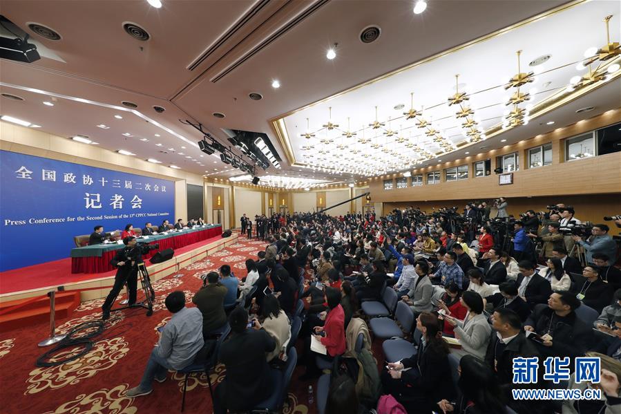 （兩會）（4）政協委員談優化營商環境、促進民營經濟高質量發展