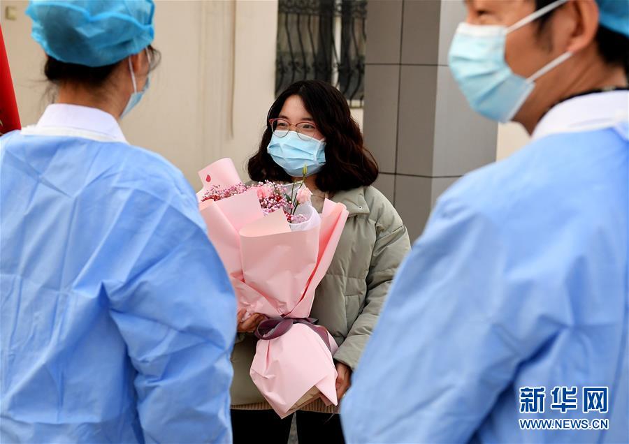 （聚焦疫情防控·圖文互動）（8）女研究生在縣級醫院治愈：“我能挺過來，其他人也可以”
