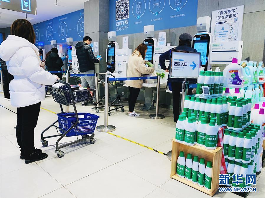 （圖文互動）（2）吃粉擼串，商圈“打卡”，動車出廠——湖南“標簽”復蘇記