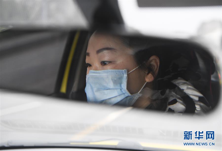 （聚焦疫情防控·圖文互動）（1）“讓醫務人員無后顧之憂！”——重慶志愿者“守護”千余名一線醫護人員家屬見聞