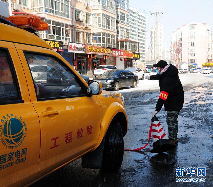 （聚焦疫情防控·圖文互動）（3）不知你是誰，知你為了誰——社區戰“疫”志愿者群像