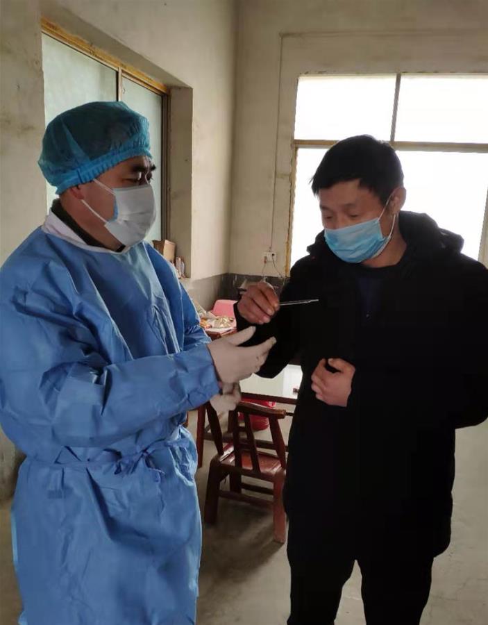 （聚焦疫情防控&middot;圖文互動）（1）一位鄉村醫生和他的疫情排查&ldquo;突擊隊&rdquo;
