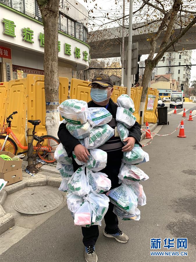 （新華全媒頭條·習近平致敬的戰“疫”英雄·武漢人民篇·圖文互動）（8）壯哉，大武漢——獻給英雄的武漢人民