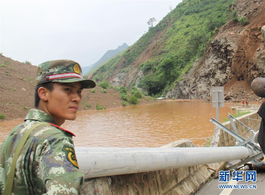 （為了民族復興·英雄烈士譜·圖文互動）謝樵：為救援泅渡堰塞湖，犧牲時只有24歲