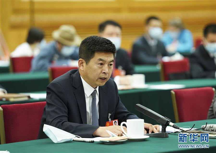 （新華全媒頭條·圖文互動）（5）從人民中汲取磅礴力量——習近平總書記同出席2020年全國兩會人大代表、政協委員共商國是紀實