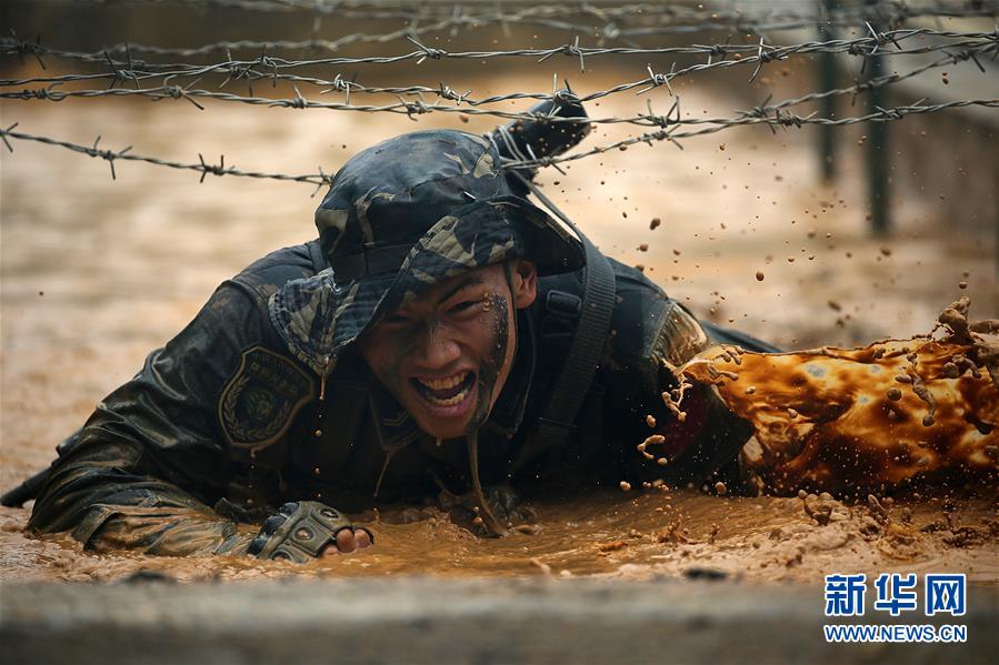 （在習近平強軍思想指引下·我們在戰位報告·圖文互動）（2）駐澳門部隊：濠江之畔，最可愛的人