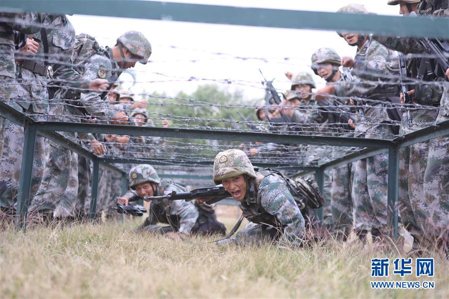 （在習近平強軍思想指引下·我們在戰位報告·圖文互動）（3）千里移防，鐵心跟黨走——南部戰區陸軍第75集團軍某紅軍旅政治建軍、練兵備戰記事