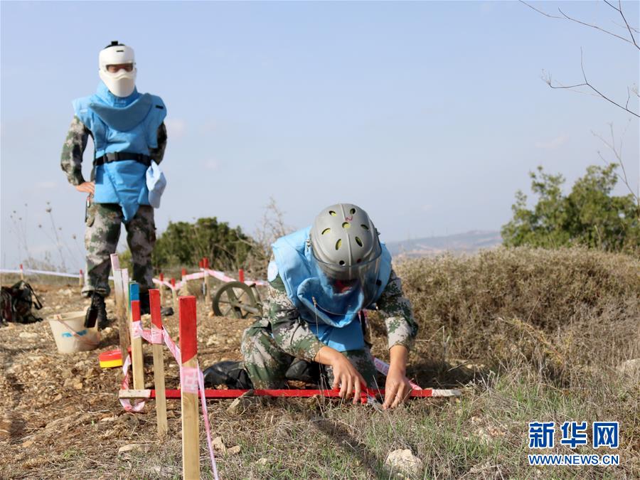 （新華全媒頭條·圖文互動）（12）沿著中國特色強軍之路闊步前進——黨中央、中央軍委領導推進國防和軍隊建設70年紀實