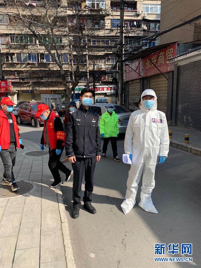 （習近平致敬的戰“疫”英雄·公安干警篇·圖文互動）（6）他們，抗疫一線鑄警魂