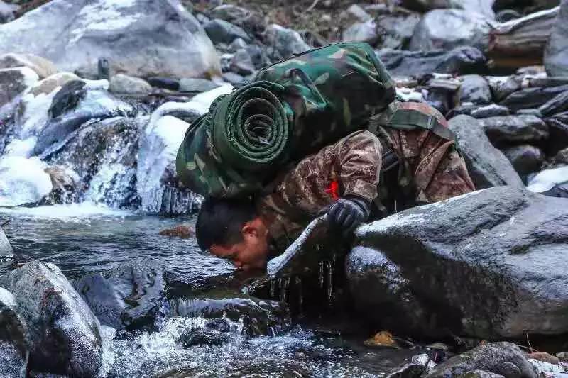 你是人間的大英雄！