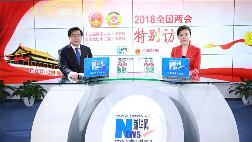 曾文明：推動各方力量向脫貧攻堅聚合，堅決打贏脫貧攻堅硬仗