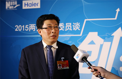 “面對這種新型的、農業轉型的項目，政府各級部門也都在研究怎么落實，還有很多細節上的問題。”
