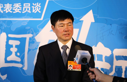 “我們要進行自貿區的體制機制的創新，也就是先行先試的一些實驗。”