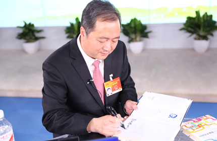 “創新不僅是技術創新、管理創新，還有商業模式的創新。”