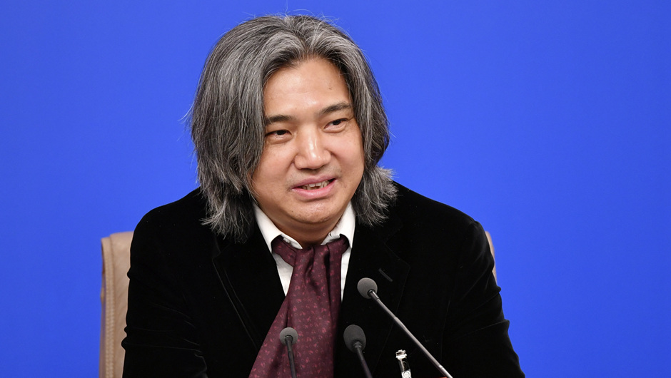 全國政協常委、文化文史和學習委員會委員，中國美術館館長，中國美術家協會副主席 吳為山
