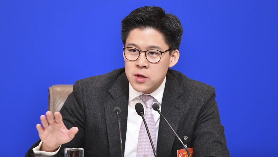 全國政協委員、中國香港體育協會暨奧林匹克委員會副會長、霍英東集團副總裁 霍啟剛