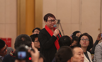 俄羅斯金磚電視臺、阿爾法電視臺記者提問