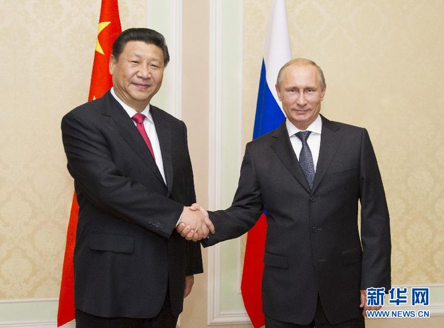 9月11日，中國國家主席習近平在塔吉克斯坦首都杜尚別會見俄羅斯總統普京。 新華社記者 黃敬文 攝 