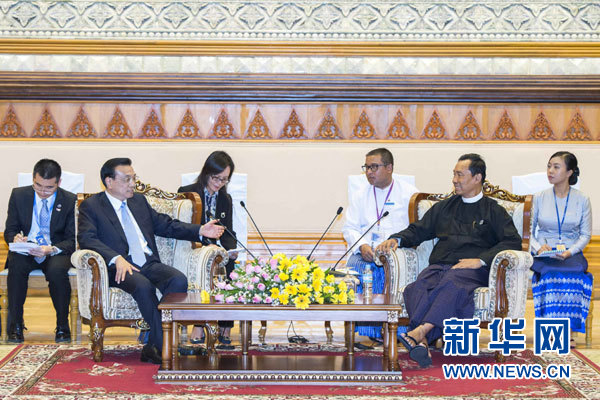 11月14日，中國國務院總理李克強在內比都會見緬甸聯邦議會議長兼人民院議長吳瑞曼。新華社記者 王曄 攝