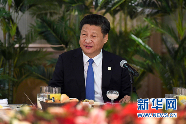 12月4日，國家主席習近平在約翰內斯堡集體會見13位非洲國家領導人。 新華社記者 謝環馳 攝