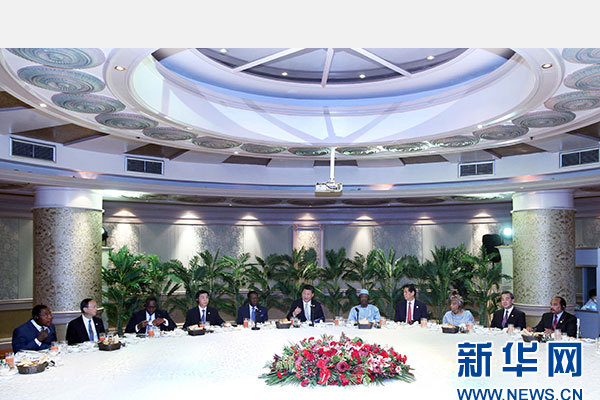 12月5日，國家主席習近平在約翰內斯堡再次集體會見17位非洲國家領導人。 新華社記者 姚大偉 攝