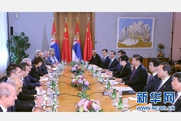 6月18日，國家主席習近平在貝爾格萊德同塞爾維亞總統尼科利奇舉行會談。 新華社記者 馬占成 攝