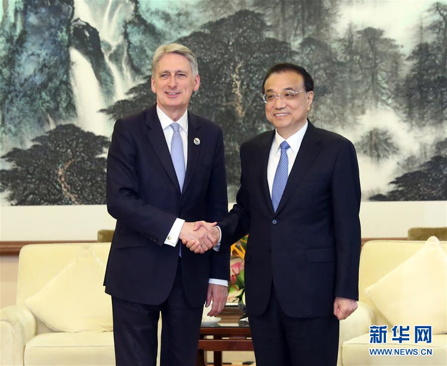 （時政）李克強會見英國首相特別代表、財政大臣哈蒙德