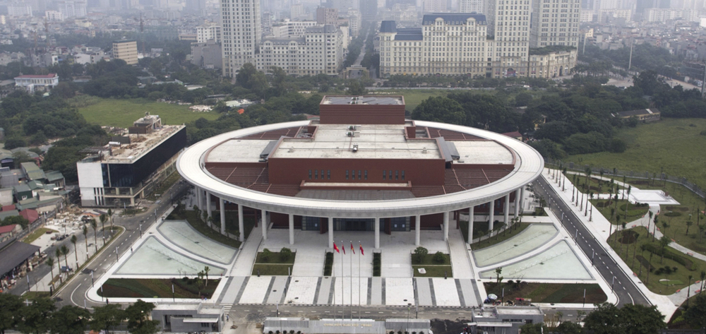 “盡心盡力建好中越友誼精品工程！”——越中友誼宮落成記