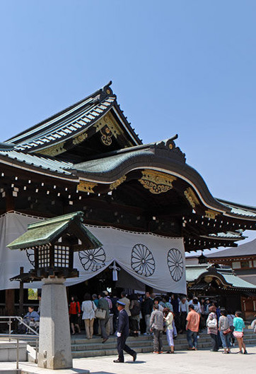 當年靖國神社為何未被燒毀？